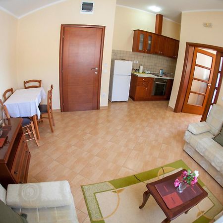 Apartments Stefan Bečići Bilik gambar