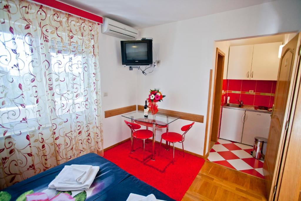 Apartments Stefan Bečići Bilik gambar